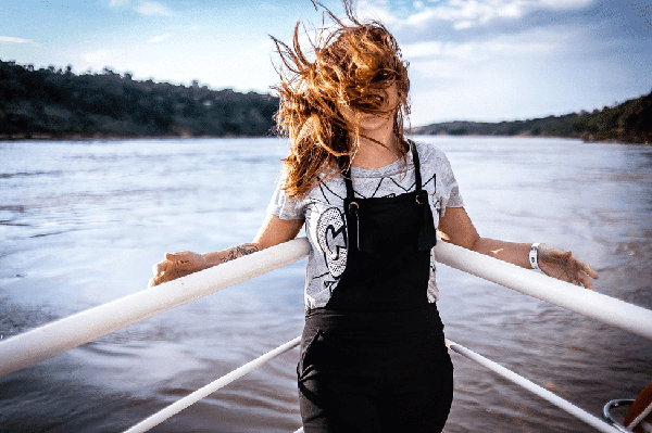 10 Ways to Connect With Nature on a Boating