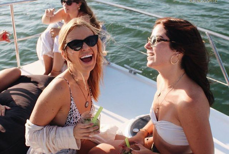 5 Reasons to Have a Bachelorette Boat Party in Lisbon