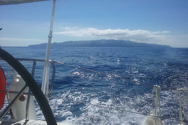 770x513_boat_charter_azores_8