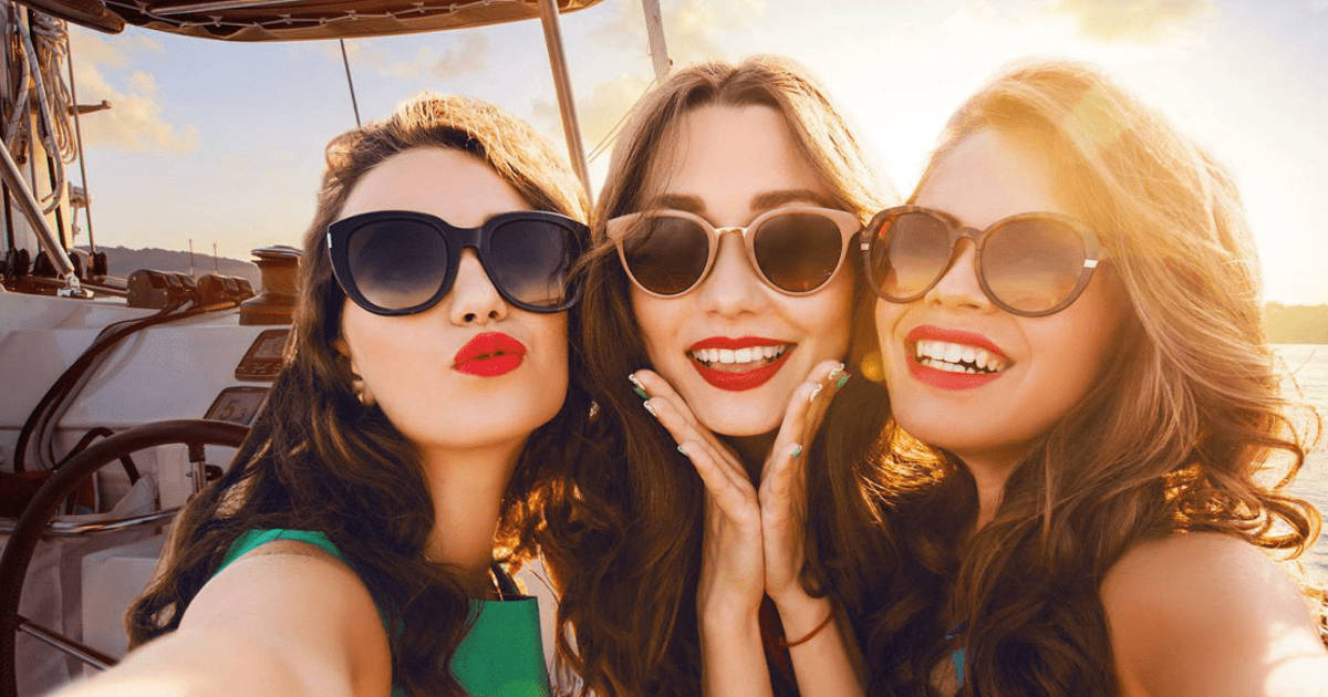 5 reasons to have a bachelorette boat party in Lisbon
